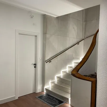 Pansea 15 Exclusive Apartment